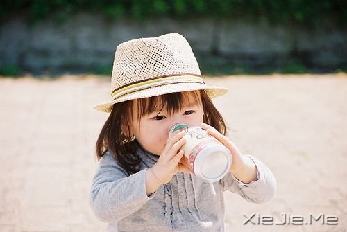 晚安心语：我看起来没心没肺，但其实比谁都真心真意 (3)